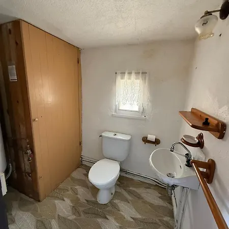 Wood - Sleeps10 - Skiing - Thermal Baths Сasa de vacaciones *