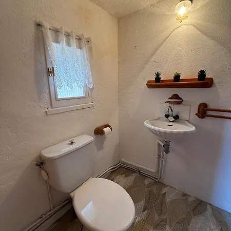 Wood - Sleeps10 - Skiing - Thermal Baths Сasa de vacaciones *