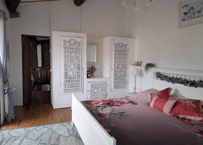 Wood - Beach- Skiing - Thermal Baths Tatil Evi Los Masos